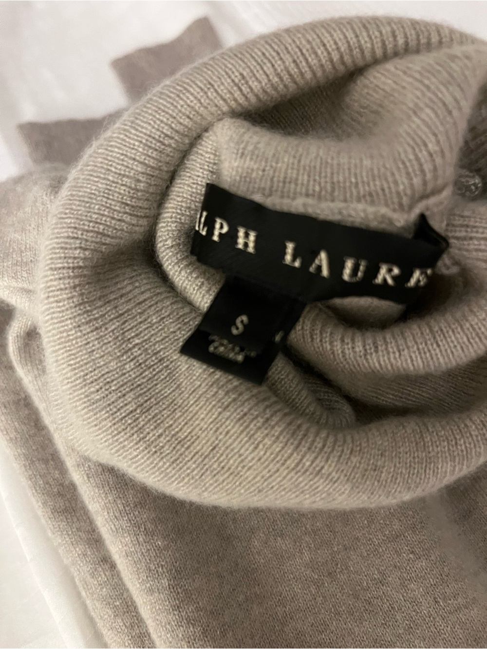 Ralph Lauren Women's Cashmere Turtleneck Sweater - Light Taupe (Grey / Beige) S